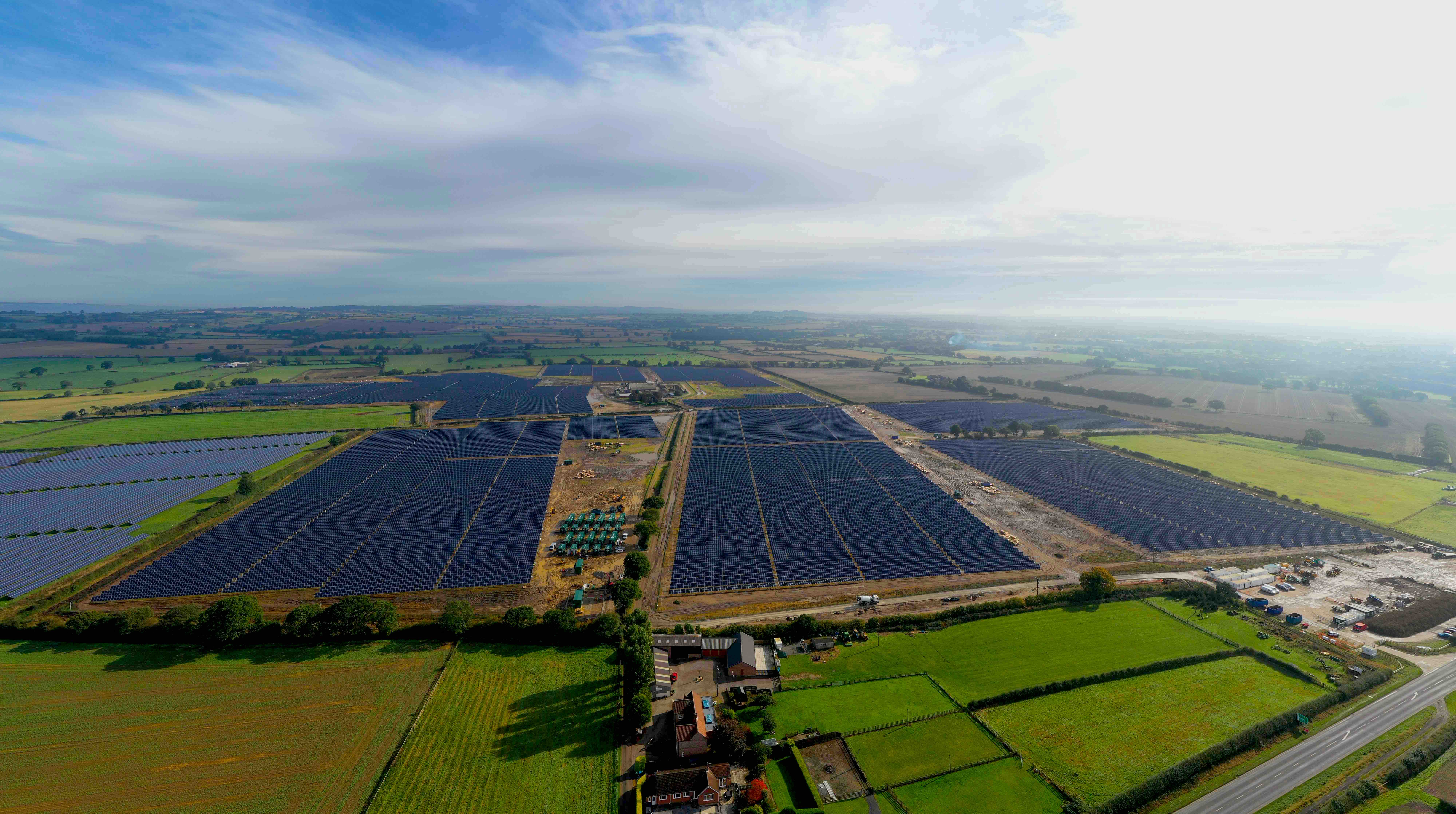 Leapfrog Finance funds first Council-supply solar farm, creating community benefit funds